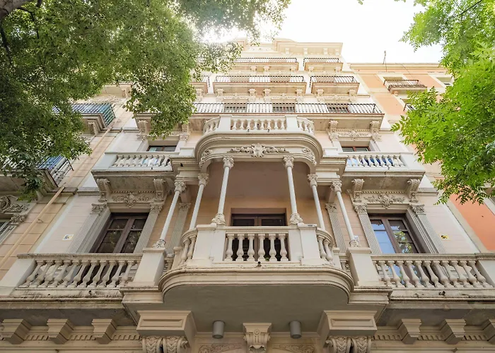 Aspasios Market Balconies s